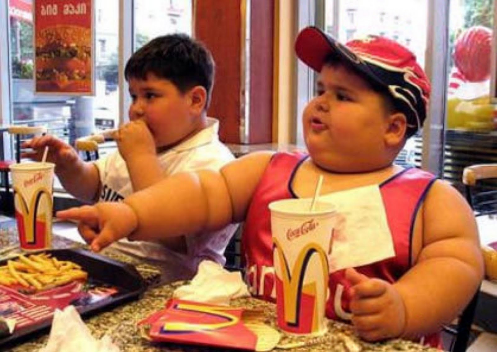 fat-kid-mcdonalds-769134-769471.jpg