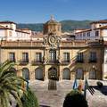 Hotel de la Reconquista > Oviedo