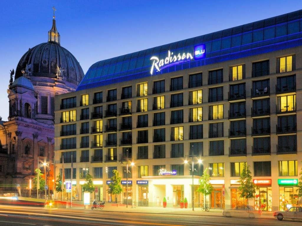 radisson_blu_hotel_berlin1.jpg