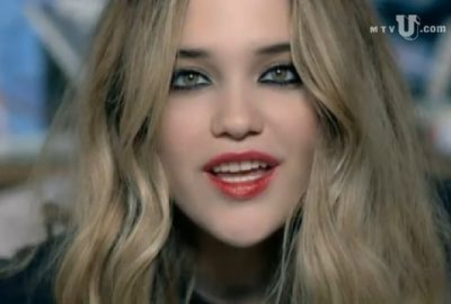 Sky Ferreira - Obsession