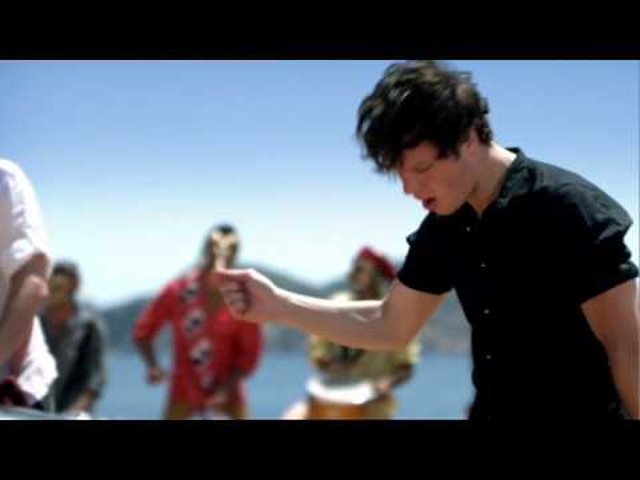 Friendly Fires - Kiss Of Life