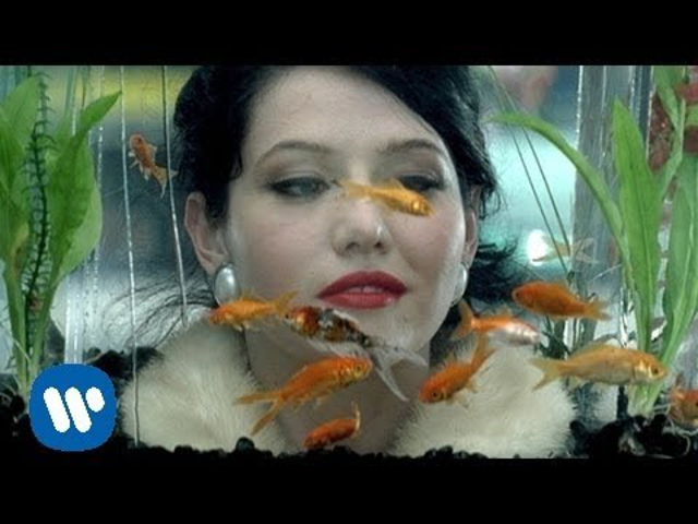 Panic! At The Disco : Lying Is The Most Fun...