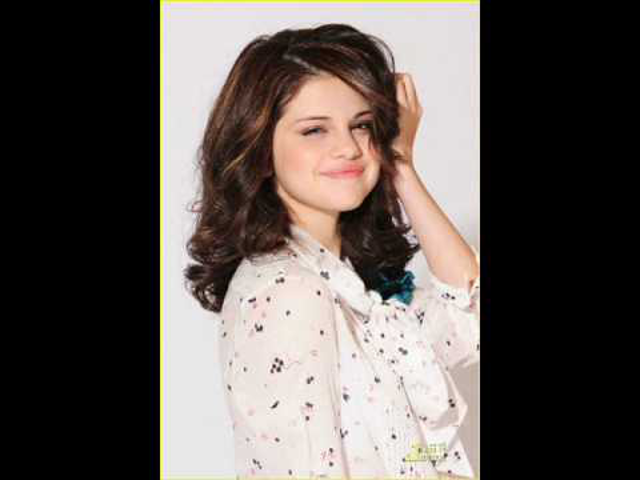 Selena Gomez &amp; The Scene - Crush