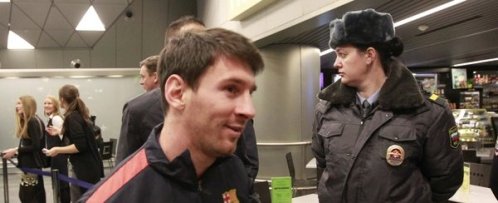Leo-Messi-a-su-llegada-a-Moscu.jpg