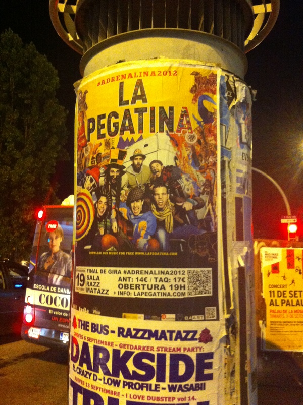 cartel de la pegatina.jpg