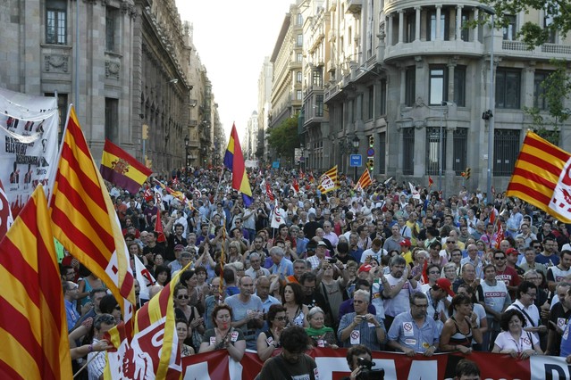 manifestacion-de-Barcelona-en-Via-Laietana.jpg