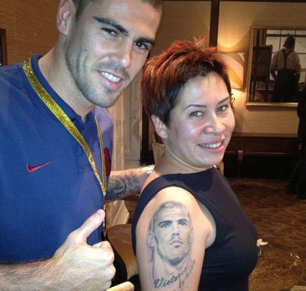 valdes-en-el-hombro.jpg