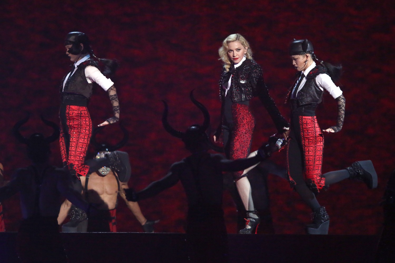 20150226-pictures-madonna-brit-awards-06.jpg