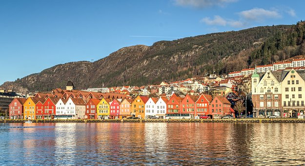 bergen-2069545_340.jpg