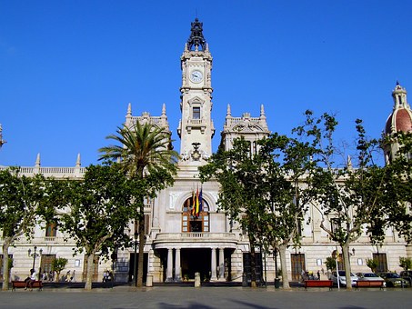 valencia-1175190_340.jpg