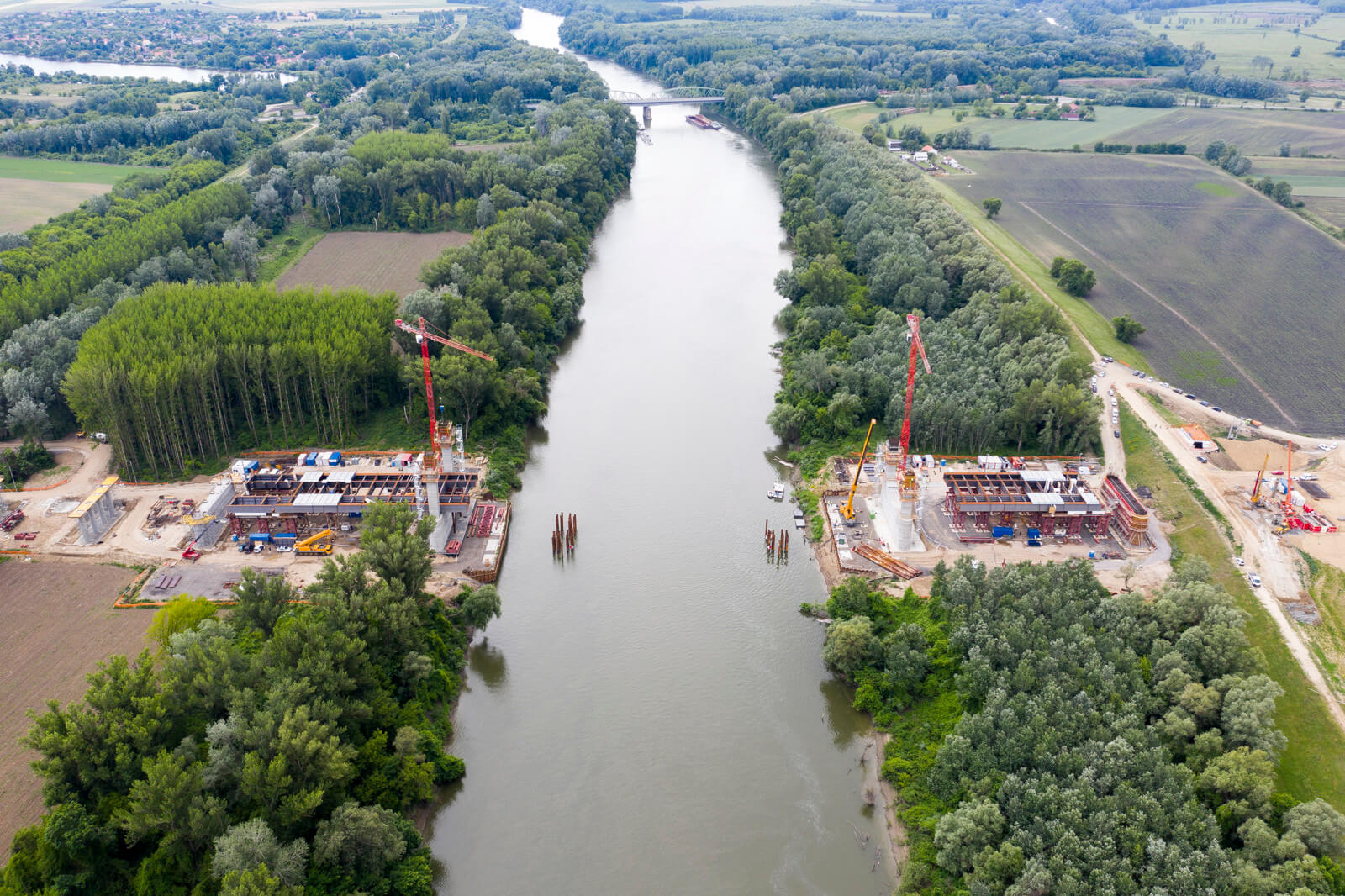 Hány hídépítő projekt van e pillanatban Magyarországon ...