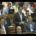 Vona Gábor reagálása Orbán Viktor beszédére + Orbán viszontválasza (2012-07-02)