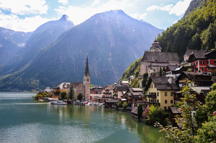 A tömegturizmus nagy áldozata: Hallstatt