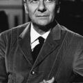 25 éve hunyt el JOHN GIELGUD