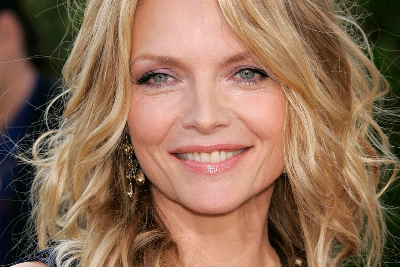 michelle_pfeiffer_1.jpg