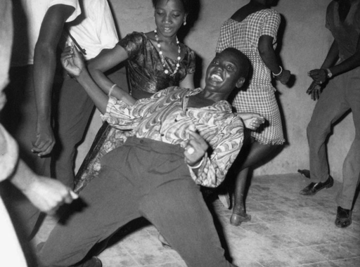 A HÉT FOTÓSA: Malick Sidibé - Válogatás egy afrikai fotográfus a bamakói éjszakai élet alakjait megörökítő felvételeiből