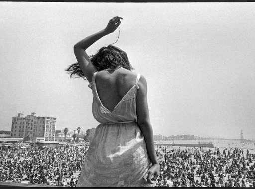 Dennis Stock: Kaliforniai rockkoncert, Venice Beach (1968)