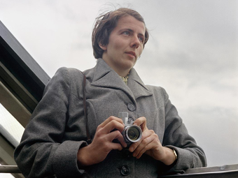 A HÉT FOTÓSA: Vivian Maier - Válogatás a világhírű fotográfus színes önarcképeiből