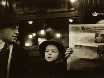 Walker Evans titokban készült képei a New York-i metró utasairól (1938-1941)