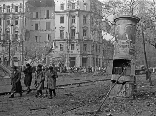 Tőry Klára: 1956 fotósa - Erich Lessing (1. rész)