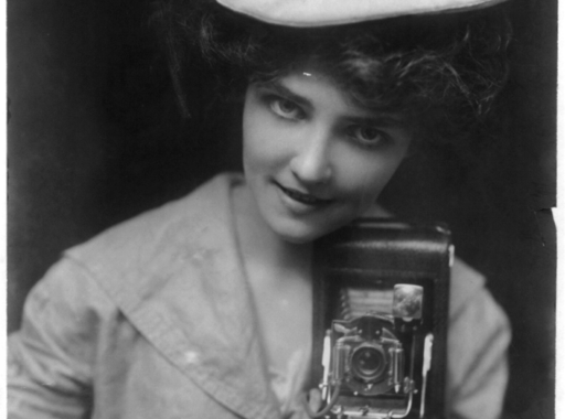 Kodak Girl (1893)