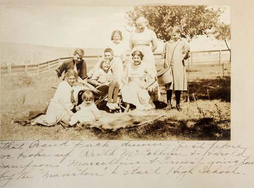 A Hemingway család fotóalbuma (1913-1916)
