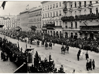 Nézegess Mai Manó képeket a Magyar Fotográfia Napján!
