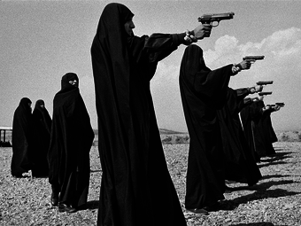 Kép-kockák #10 - Jean Gaumy: Lőgyakorlat, Teherán, Irán 1986. október