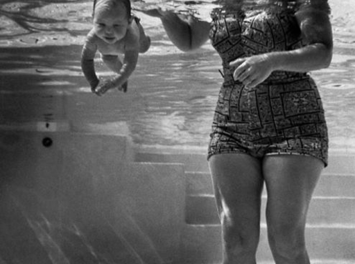 A hét fotója  #233 - Ed Clark: A világ legfiatalabb úszója (1954)