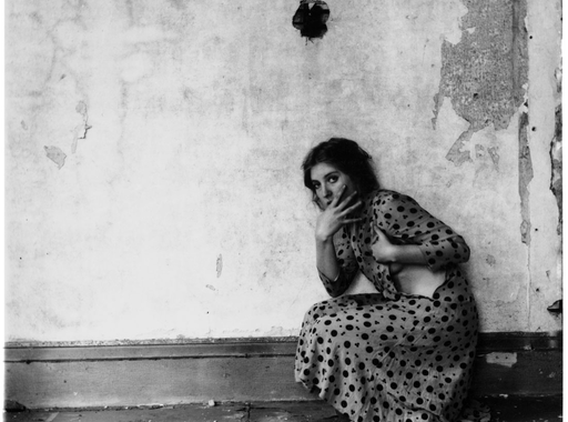 A HÉT FOTÓSA: Francesca Woodman - Válogatás a 22 évet élt világhírű fotográfus aktfelvételeiből (18+)