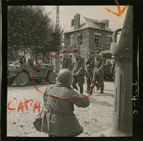 Capa-at-Work-1944-002.jpg