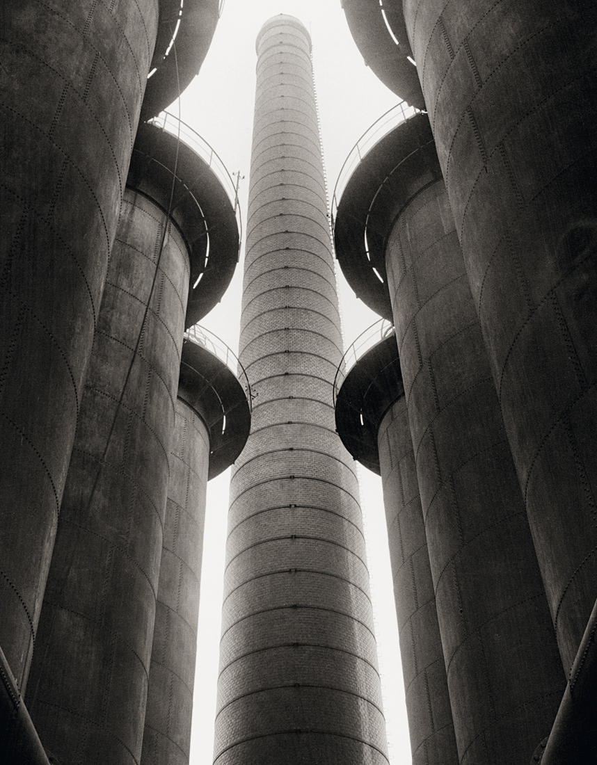 Fotó: Albert Renger-Patzsch: Hochofenwerk Herrenwyk, Lübeck, 1927 © Albert Renger-Patzsch / Archiv Ann und Jürgen Wilde, Zülpich / ADAGP