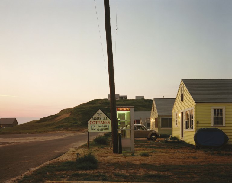 Fotó: Joel Meyerowitz: Roseville Cottages, Truro, Massachusetts, 1976 © Joel Meyerowitz