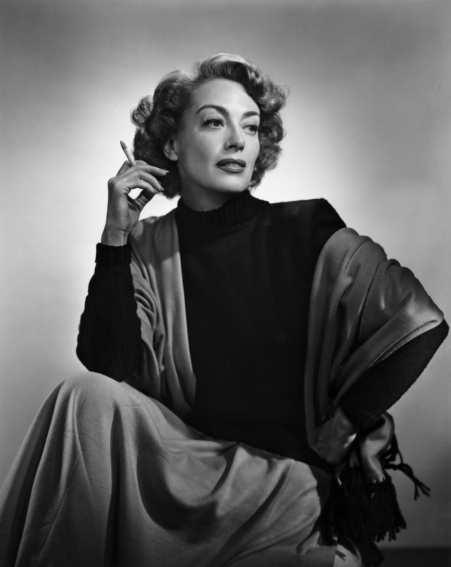 Fotó: Yousuf Karsh: Joan Crawford, 1948 © Yousuf Karsh