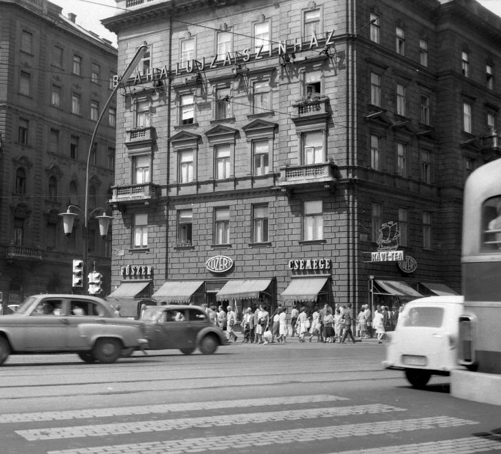 Fotó: Kotnyek Antal: Budapest, Erzsébet (Lenin) körút - Dohány utca kereszteződése, 1963 © Kotnyek Antal/Fortepan.hu