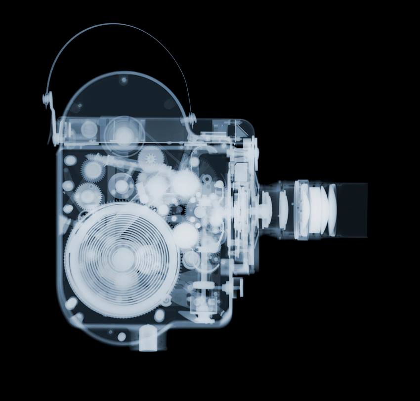 Fotó: Nick Veasey: The Bolex, C-Type Print mounted on Plexi, © Nick Veasey