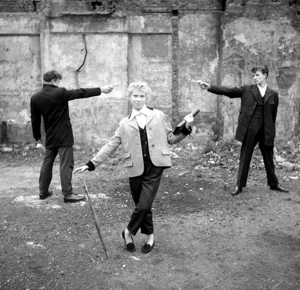 Fotó: Ken Russell: Részlet a The Last of the Teddy Girls című sorozatból, 1955 © Ken Russell/TopFoto