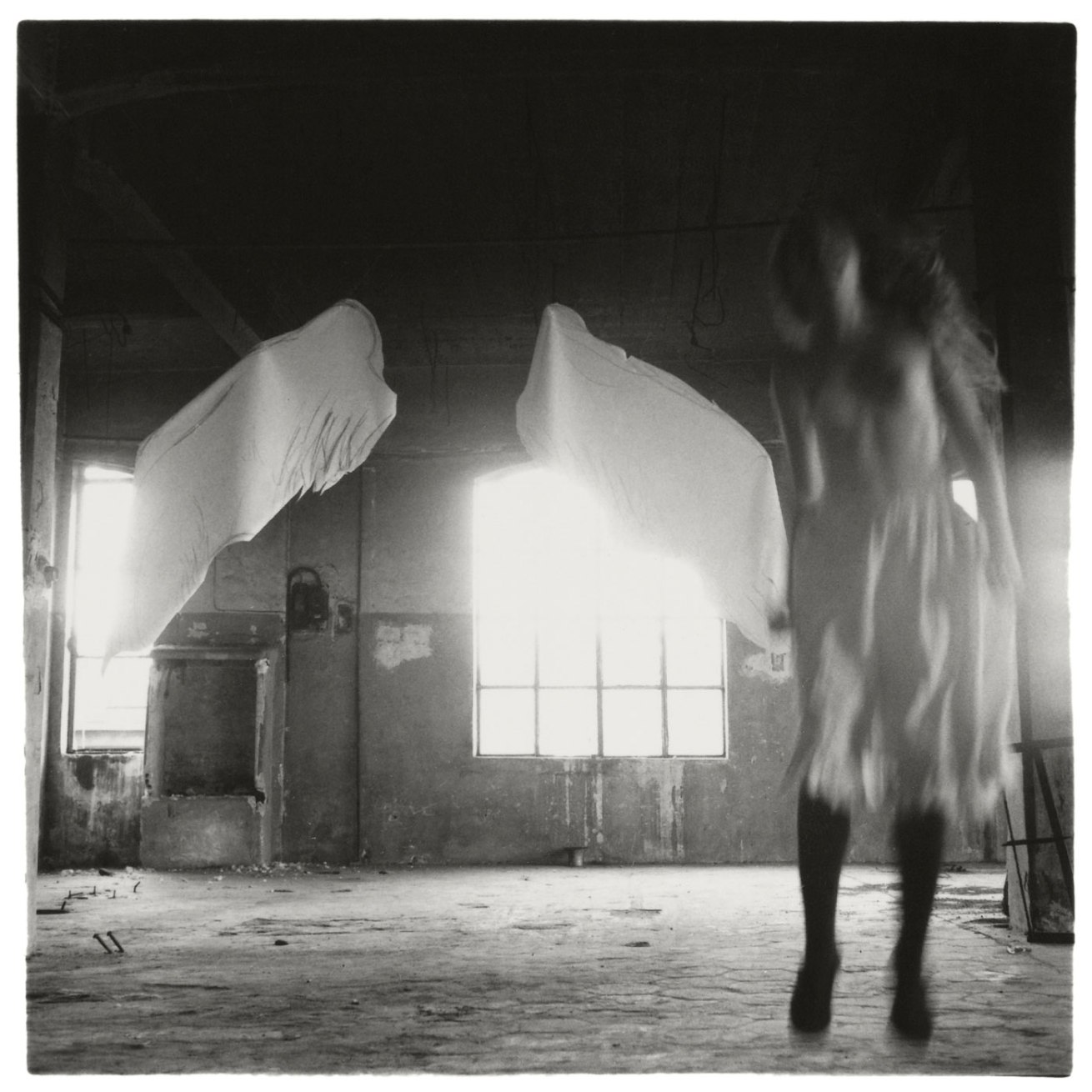 Fotó: Francesca Woodman<br />From Angel series, Rome, Italy, 1977<br />© George and Betty Woodman