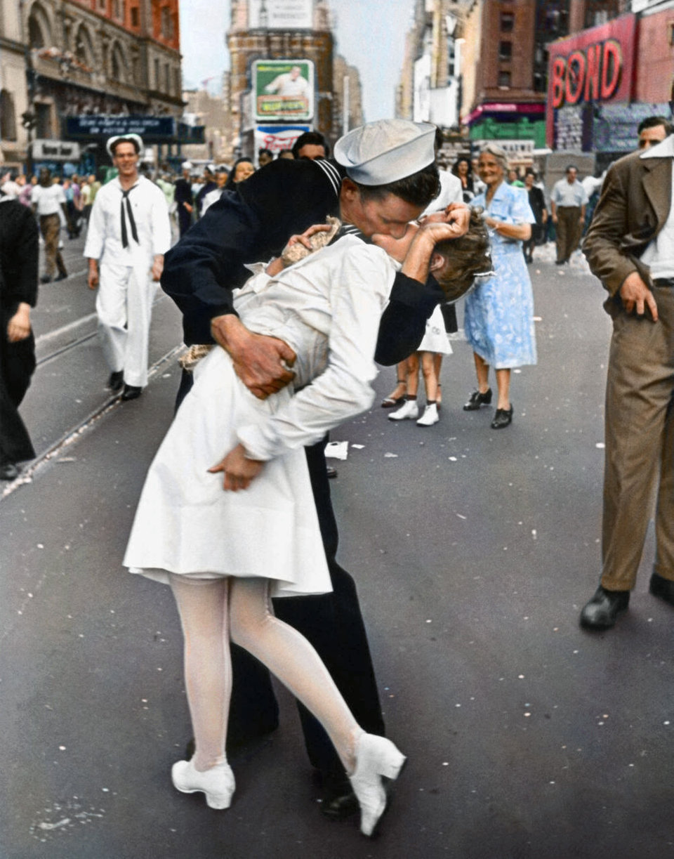 eisenstaedtcolor.jpg