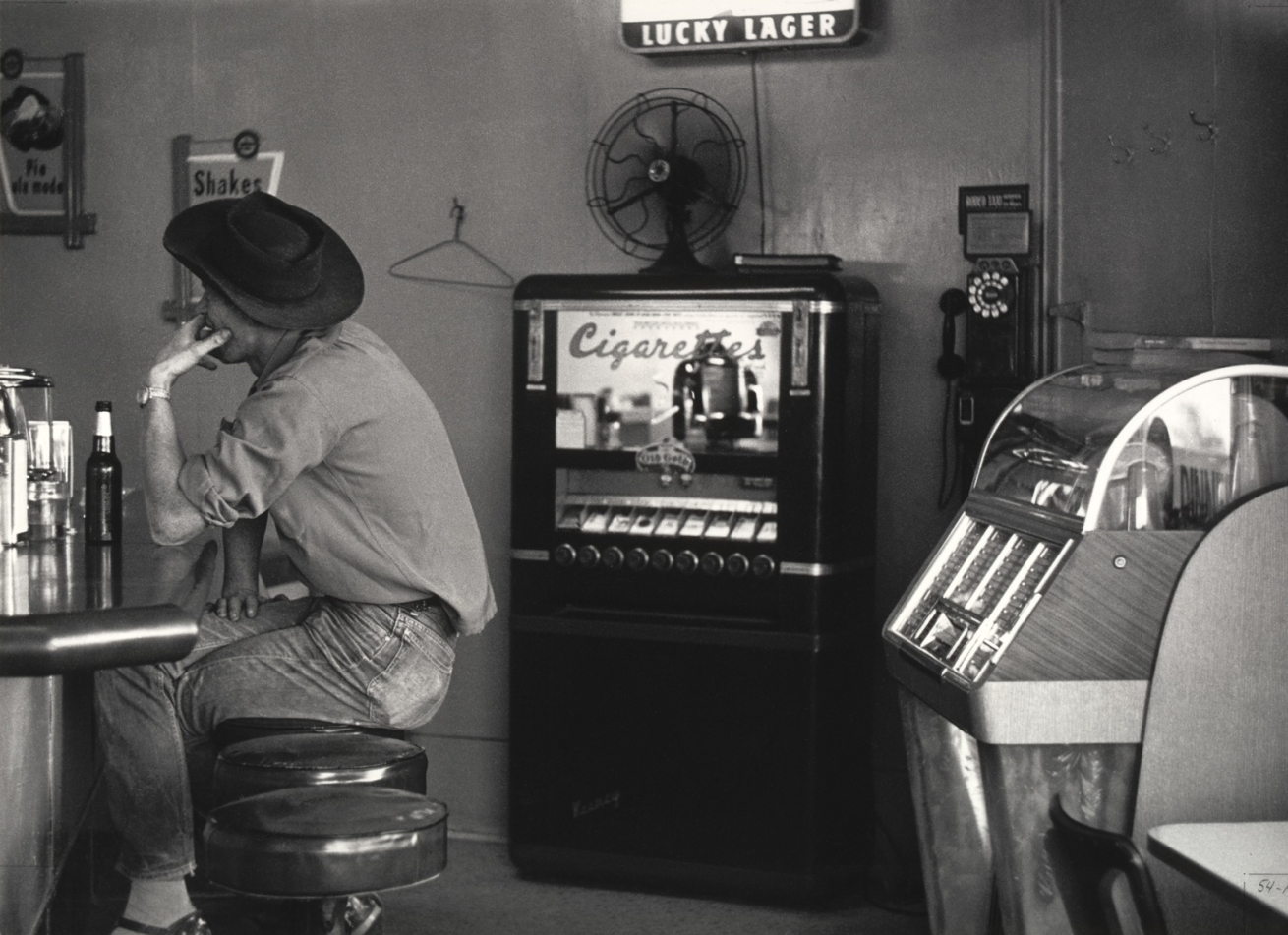 Fotó: Dorothea Lange: Kávézó Pinole mellett, California, 1956