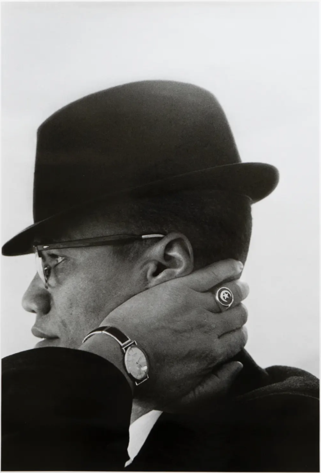 Fotó: Eve Arnold: Malcolm X, Chicago, Illinois, USA, 1962 © Eve Arnold/Magnum Photos