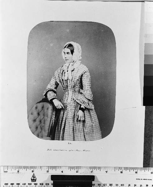 Fotó: Henry Hering: Eliza Camplin, 1857 októberében hazaengedték, mivel hetek óta ‘jól és racionálisan‘ viselkedett © Bethlem Art and History Collections Trust
