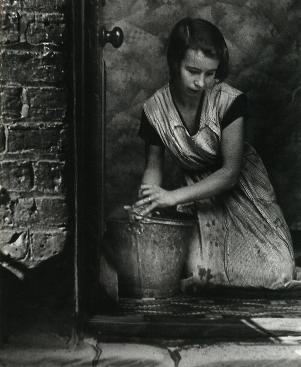 billbrandt_1937.jpg