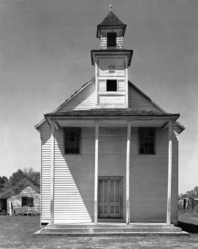 walker-evans-negro-church-south-carolina-1936.jpg