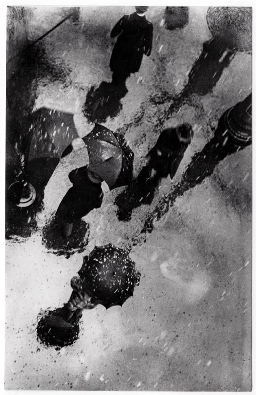 Fotó: Escher Károly: Havaseső 1928. © Magyar Fotográfiai Múzeum