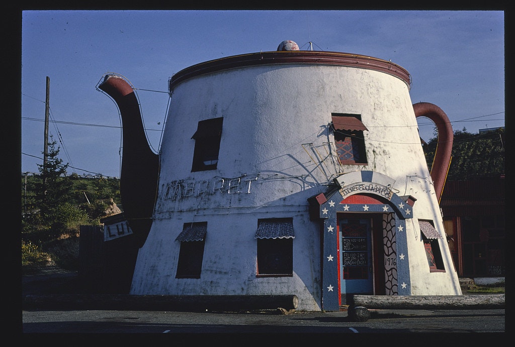 Fotó: John Margolies: Bob’s Java Jive, Tacoma, Washington; 1979