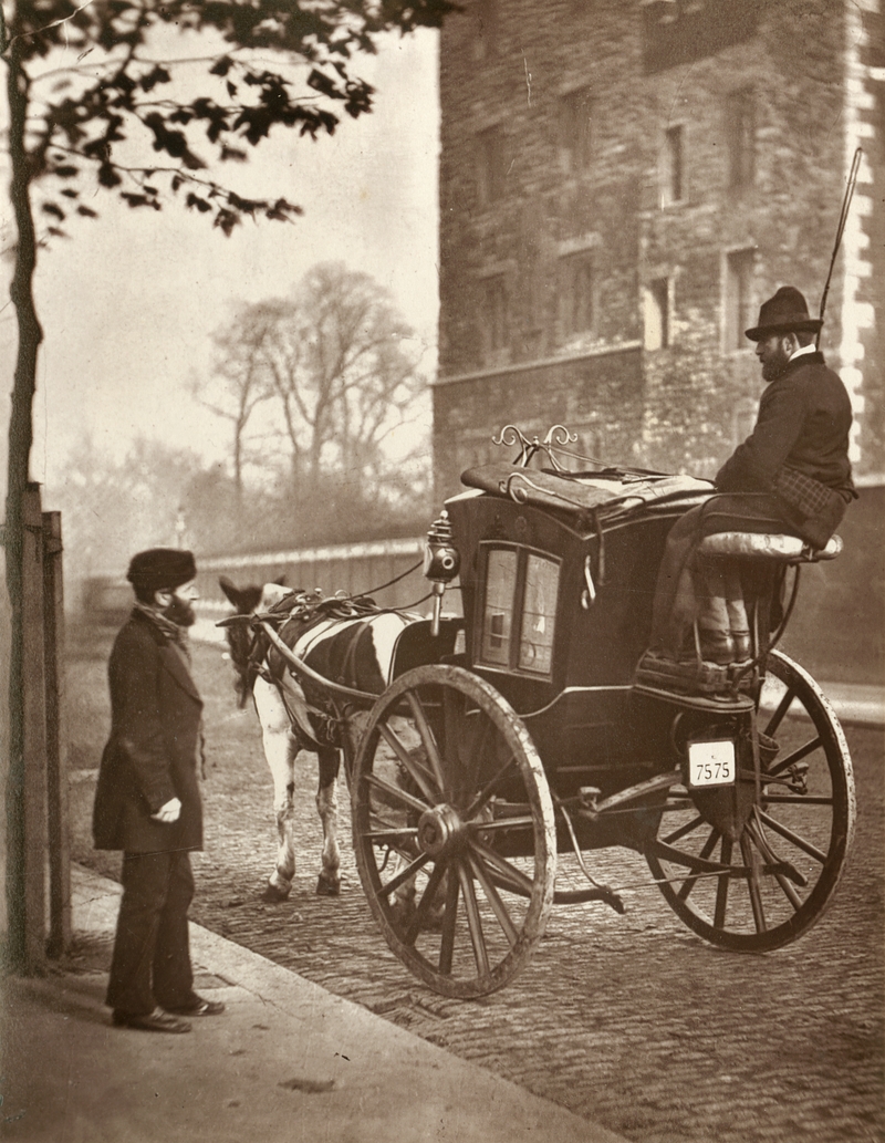 Fotó: John Thomson: Lovas Taxi, London, 1877 © Hulton Archive/Getty Images