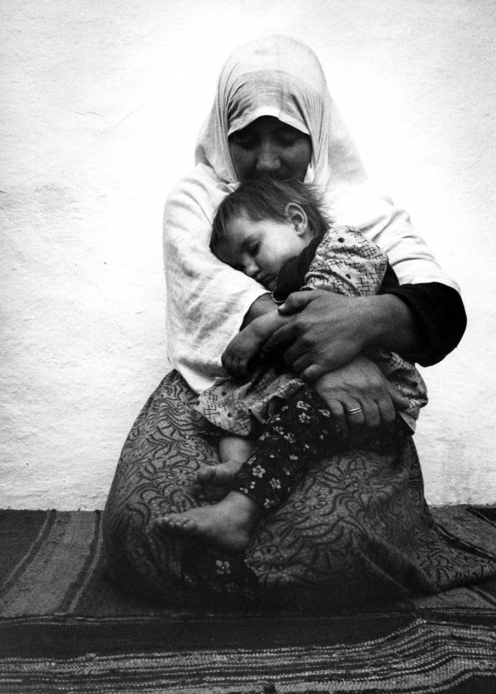 Fotó: Ken Heyman: Részlet az Anyák című sorozatból © Ken Heyman