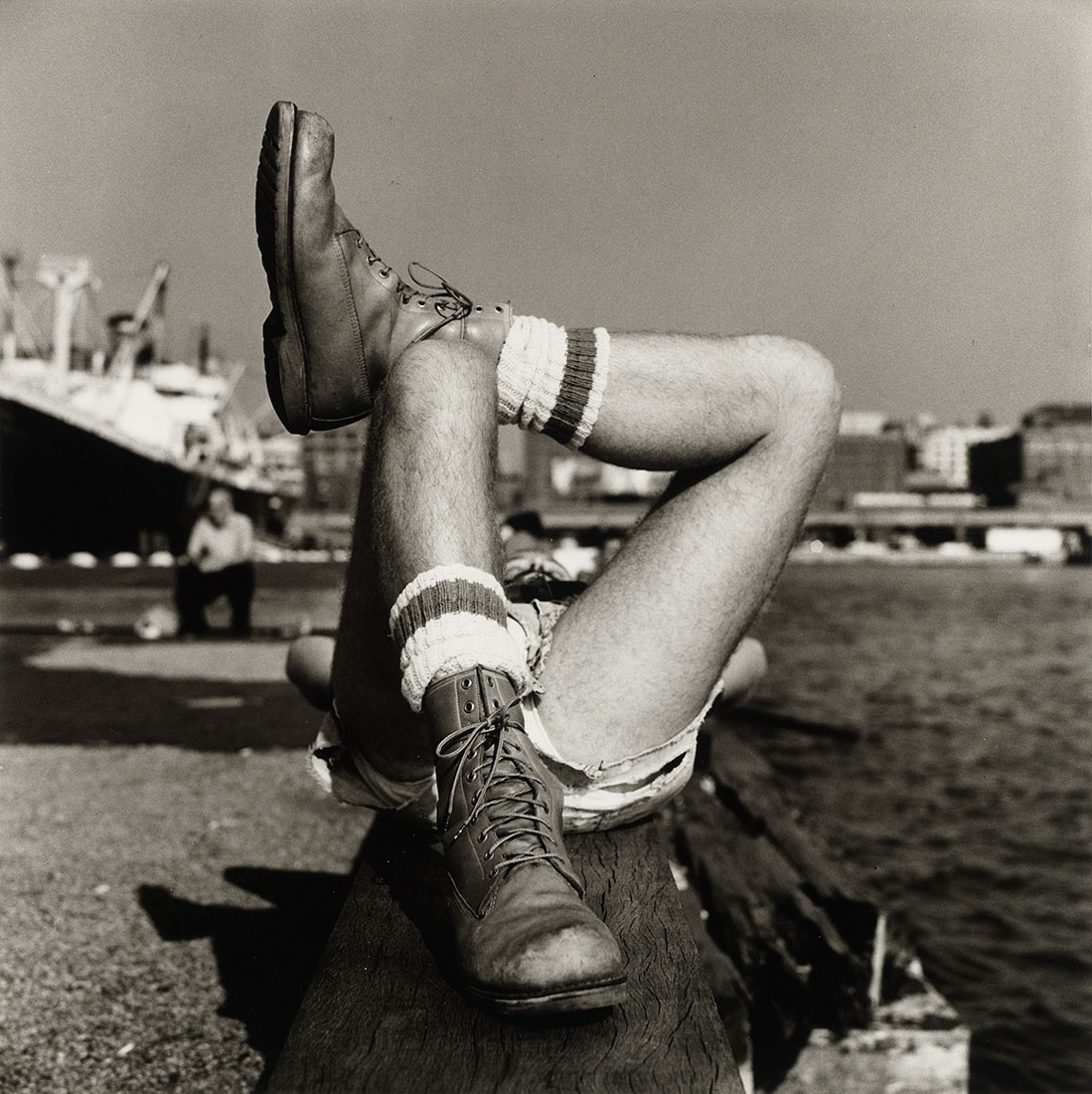 Christopher Street Pier (2)<br />1976<br />Peter Hujar<br />Tirage gélatino-argentique, The Morgan Library & Museum, achat en 2013 grâce au Charina Endowment Fund<br />© Peter Hujar Archive, LLC, courtesy Pace/MacGill Gallery, New York and Fraenkel Gallery, San Francisco