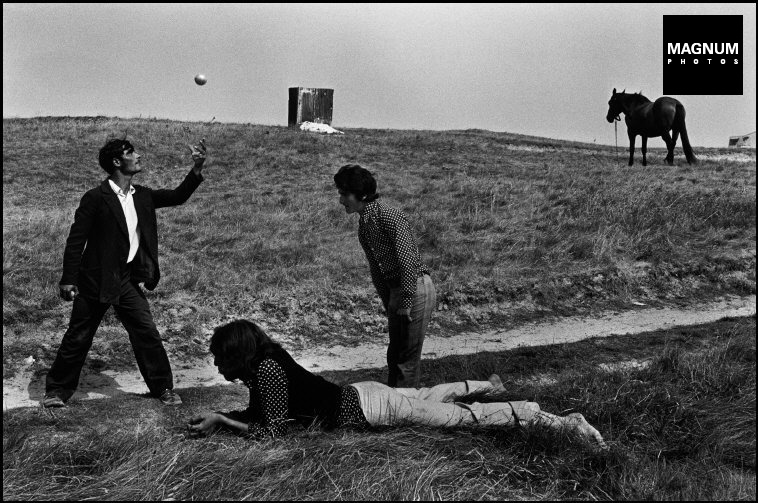 Fotó: Josef Koudelka:  Brittany. 1973 © Josef Koudelka/Magnum Photos